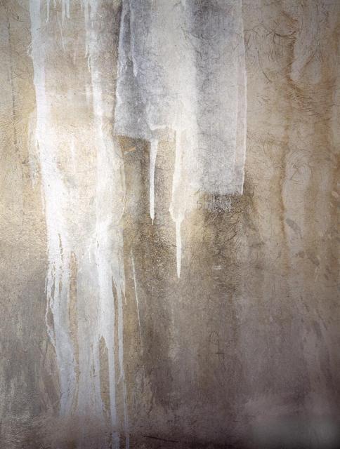 GRAY WALL-SICILY